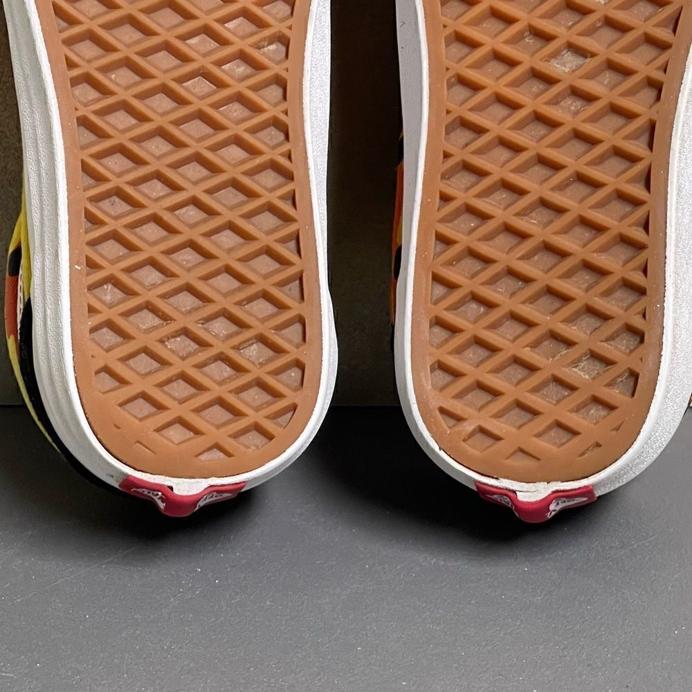 Vans Old Skool Women's Sneakers Size 7M - Picture 16 of 16